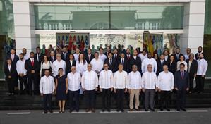 La Cancillería presenta los primeros 50 candidatos a la carrera diplomática en más de una década