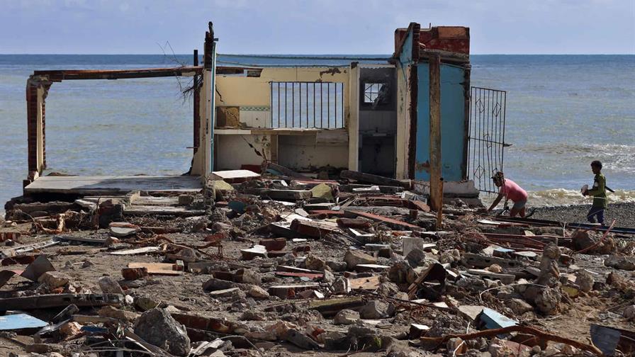 Melissa pierde fuerza tras provocar 50 muertos en el Caribe