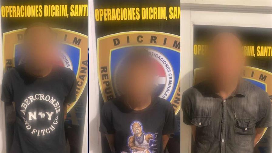 Apresan a grupo que simulaba ser del transporte público para asaltar a ciudadanos Apresan a grupo que simulaba ser del transporte público para asaltar a ciudadanos