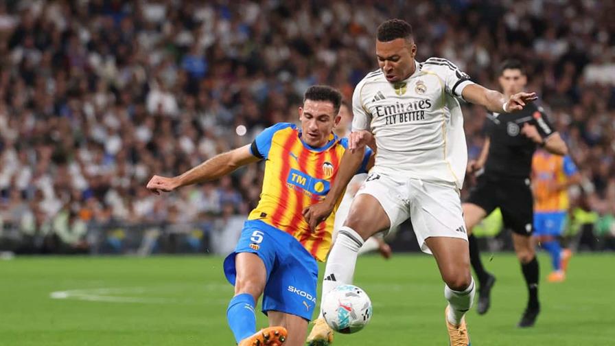 Con Doblete de Mbappé, el Real Madrid vence 4-0 al Valencia y se entroniza en La Liga Con Doblete de Mbappé, el Real Madrid vence 4-0 al Valencia y se entroniza en La Liga