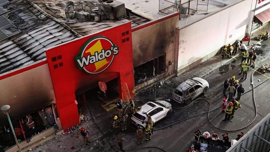 Asciende a 23 el número de muertos por incendio en una tienda en el norte de México Asciende a 23 el número de muertos por incendio en una tienda en el norte de México