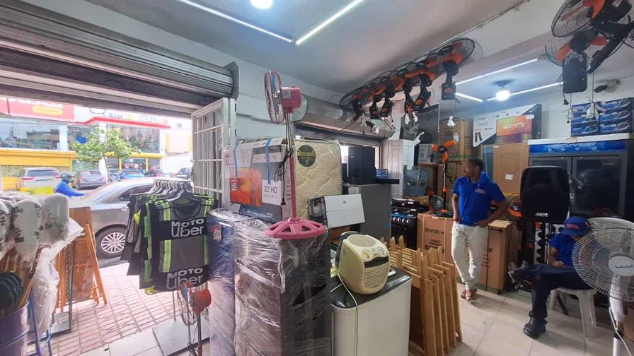 Las compraventas resisten a la crisis con el oro y los electrodomésticos nuevos