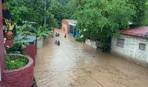 Inundaciones en Barahona: Esta onda tropical ha hecho lo que no hizo la tormenta Melissa