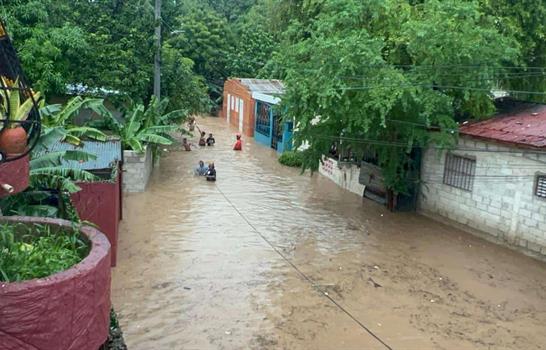 Inundaciones en Barahona: Esta onda tropical ha hecho lo que no hizo la tormenta Melissa