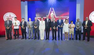 Premios El Venturoso reconoce a artistas, deportistas y personalidades defensoras de la paz