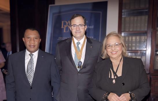 Presidente del Banco BHD es distinguido por la Cámara de Comercio Domínico-Americana en Nueva York