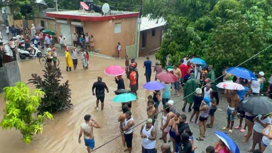 Lluvias del domingo desplazaron 3,170 personas y dejaron 21 comunidades incomunicadas