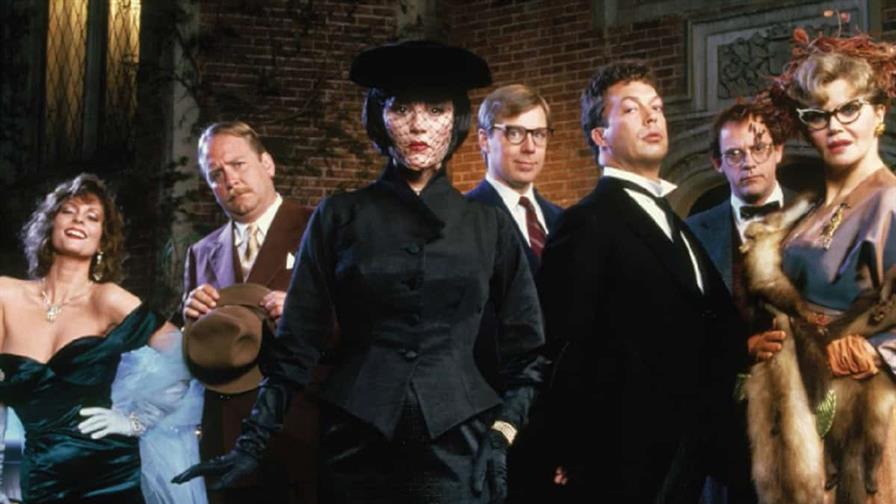 "Clue", 40 años de risas, misterio y genialidad en una mansión llena de secretos "Clue", 40 años de risas, misterio y genialidad en una mansión llena de secretos