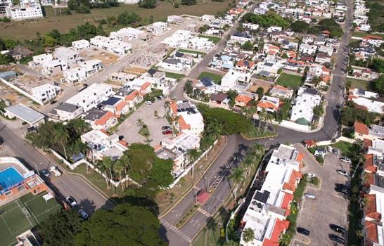 De alivio familiar a incentivo para pueblos enteros: lo que han logrado las remesas en RD