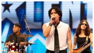 "No hago música para encajar: Lian!, el rockero que rompió esquemas en Dominicanas Got Talent