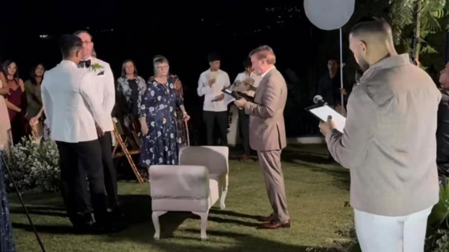 Exembajador sobre boda en Santiago: "Nunca hubo intención de registrarla en la República Dominicana