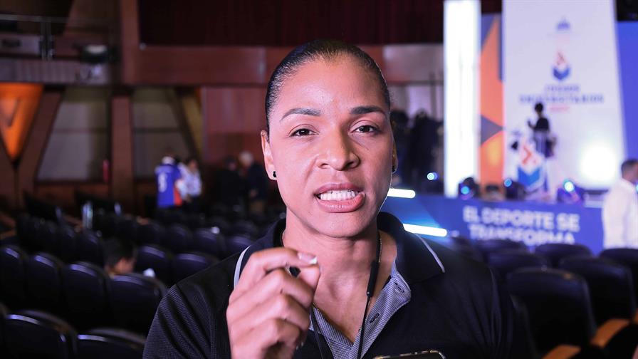 Gina Mambrú va tras su nueva meta: ser comunicadora social Gina Mambrú va tras su nueva meta: ser comunicadora social