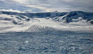 Un glaciar de la Antártida colapsa a una velocidad no vista desde la Edad de Hielo