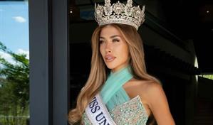 Miss Alemania renuncia a Miss Universo 2025 para cuidar a su hijo