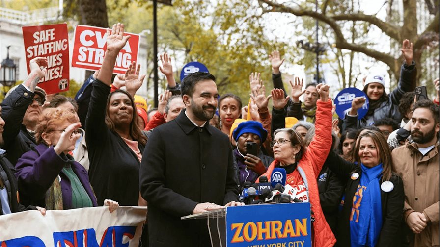 Mamdani ultima su campaña electoral y cruza el puente de Brooklyn seguido de sus votantes