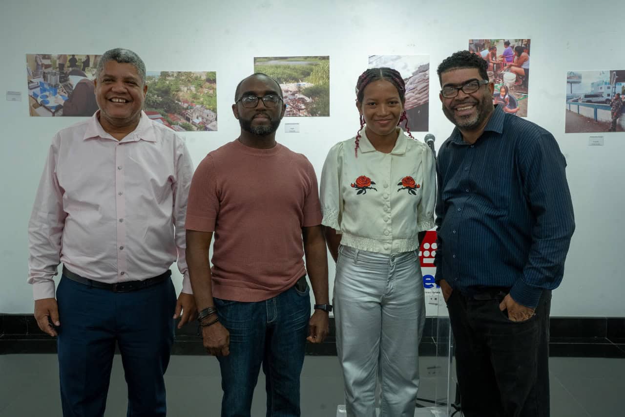 Rusbert Pérez, Aníbal Rodríguez, Nirvana Saviñón y Duany Núñez.<br>Miembros del colectivo