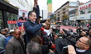 Dominicanos apoyan a Andrew Cuomo en su cierre de campaña para la alcaldía