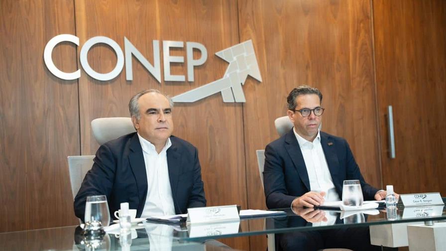 Los empresarios y abogados respaldan decisión del Gobierno de posponer la X Cumbre de las Américas Los empresarios y abogados respaldan decisión del Gobierno de posponer la X Cumbre de las Américas