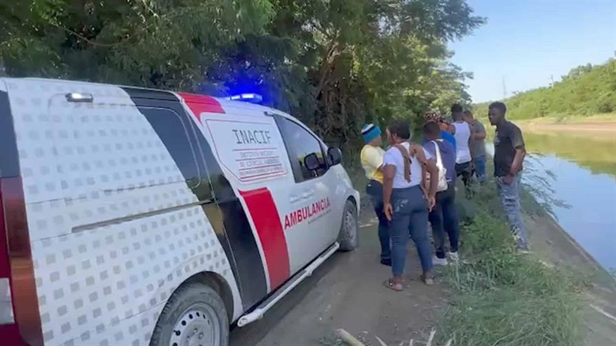 Hombre muere ahogado en canal durante persecución policial en Santiago Hombre muere ahogado en canal durante persecución policial en Santiago