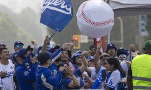 Dodgers y Blue Jays, perspectivas distintas
