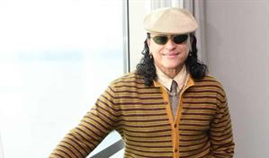 Elvis Crespo celebra la música dominicana con su álbum Poeta herío y anuncia su gira