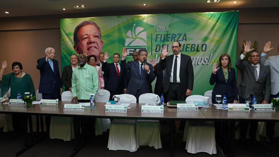 Fuerza del Pueblo juramenta nuevos miembros de su Dirección Política y convoca marcha para el día 30 Fuerza del Pueblo juramenta nuevos miembros de su Dirección Política y convoca marcha para el día 30