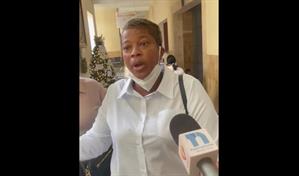 Hombre quema a su vecino y llama a esposa para que vea a la víctima en agonía