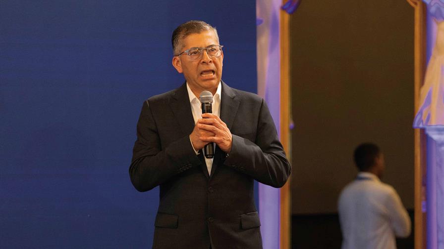 Gobierno completará este año 6,500 policías graduados bajo el nuevo pénsum