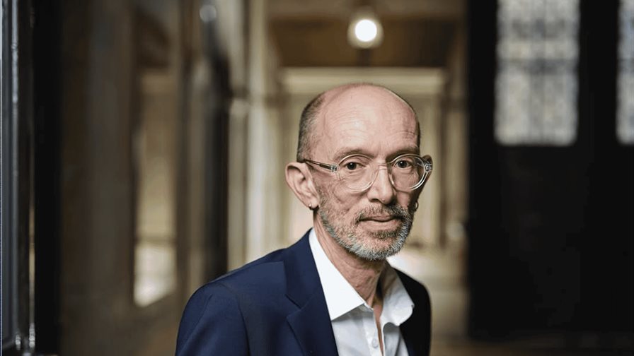 El francés Laurent Mauvignier gana el premio Goncourt por La maison vide