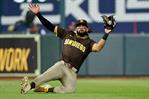 Fernando Tatis Jr. salva su temporada gracias a su guante