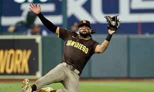 Fernando Tatis Jr. salva su temporada gracias a su guante