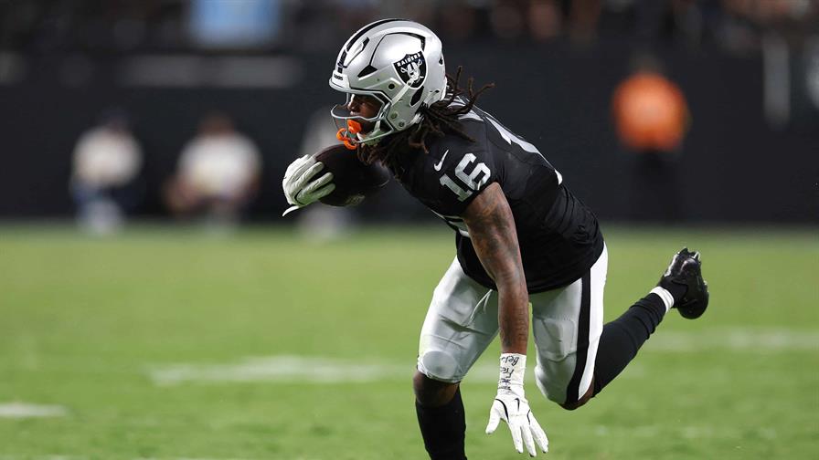 Los Jaguars firman a Jakobi Meyers y los Cowboys a Logan Wilson