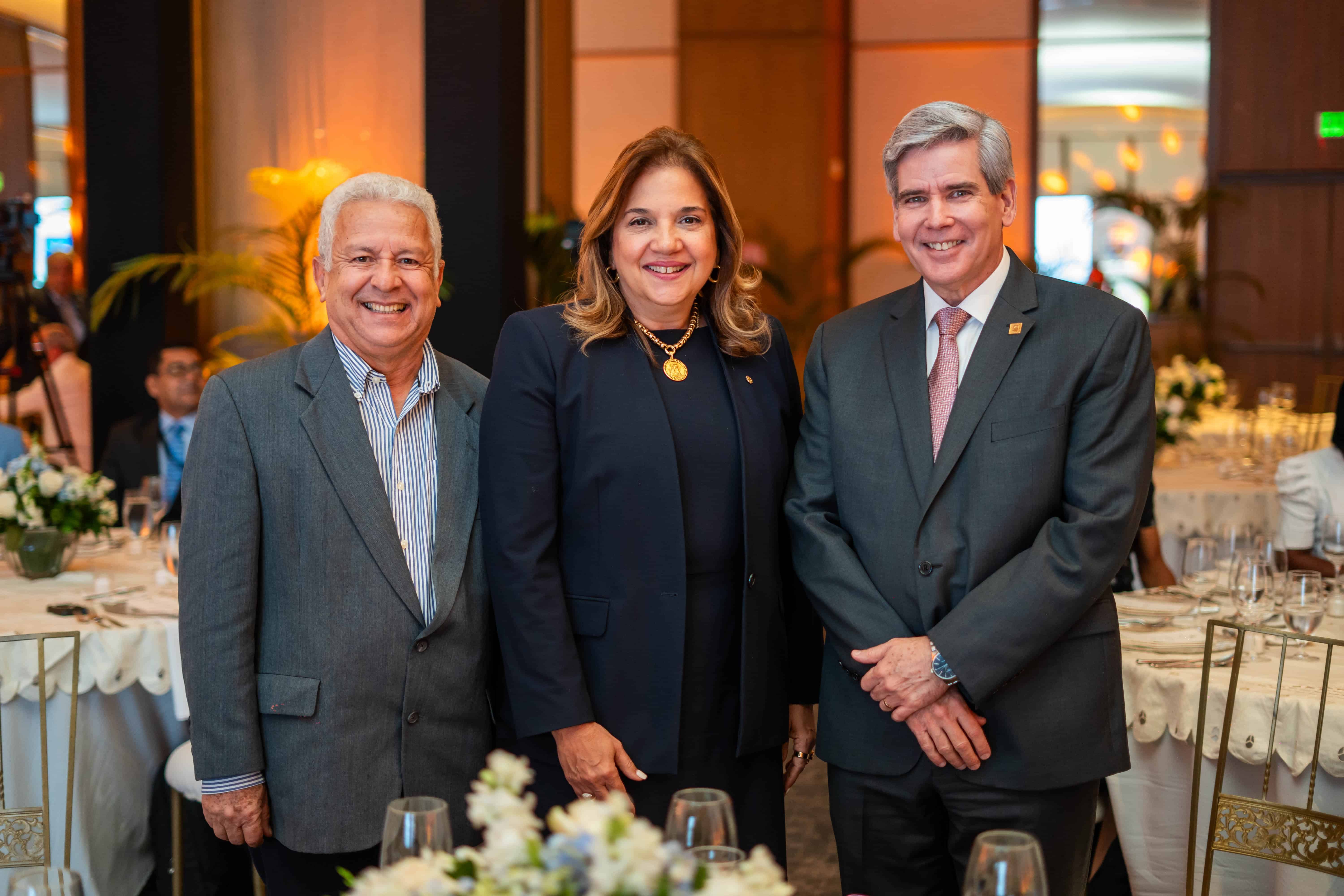 Alex Jimenez, Dolores Pozo Perelló y Pedro Pérez.