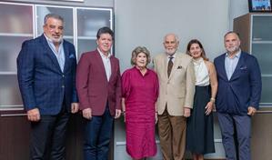 Rosalía Gómez de Caro celebra 20 años de "El arte de vivir"