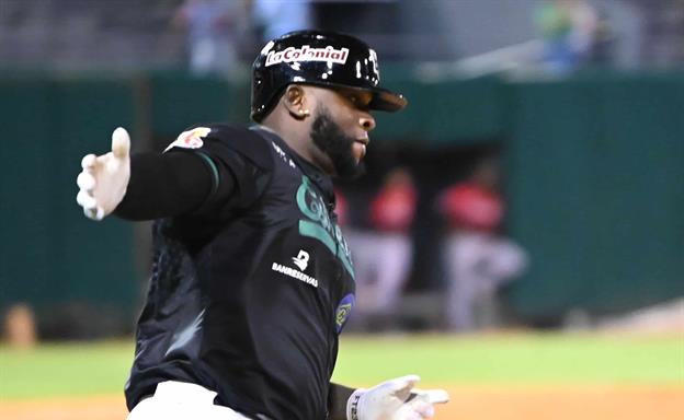 Miguel Sanó regresa con la frecuencia jonronera para perseguir marca de Lidom