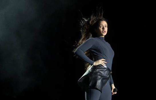 Rosalía revela su lado más espiritual con "Lux": "Si no fuera cantante, estudiaría teología"