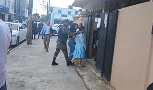 Tres meses de prisión preventiva a mujer acusada de causar quemaduras a su pareja en La Altagracia