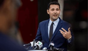 Con 28 años, Bryan Calvo gobernará la cubana Hialeah sin deberle a la maquinaria