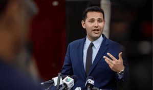 La cubana Hialeah elige al alcalde más joven de su historia