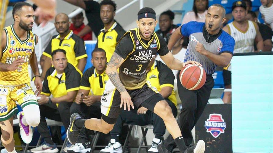 El Club Rafael Barias sorprende a San Carlos en el primero de la semifinal A El Club Rafael Barias sorprende a San Carlos en el primero de la semifinal A