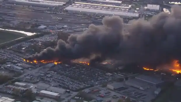 Aumenta a once cifra de muertos por el accidente de un avión de UPS en Kentucky Aumenta a once cifra de muertos por el accidente de un avión de UPS en Kentucky