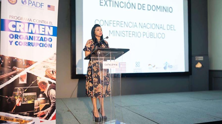 Procuradora Yeni Berenice reafirma el compromiso con la aplicación de la Ley de Extinción de Dominio