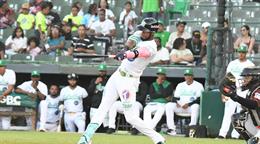 Las Estrellas vencen a los Toros en el Tetelo Vargas