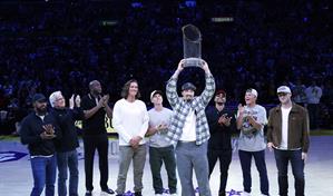 Piden a los Dodgers no celebrar su bicampeonato con Trump debido a su política migratoria