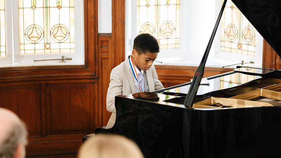 Fundación Sinfonía anuncia la apertura del Premio ProPiano Hispaniola 2026