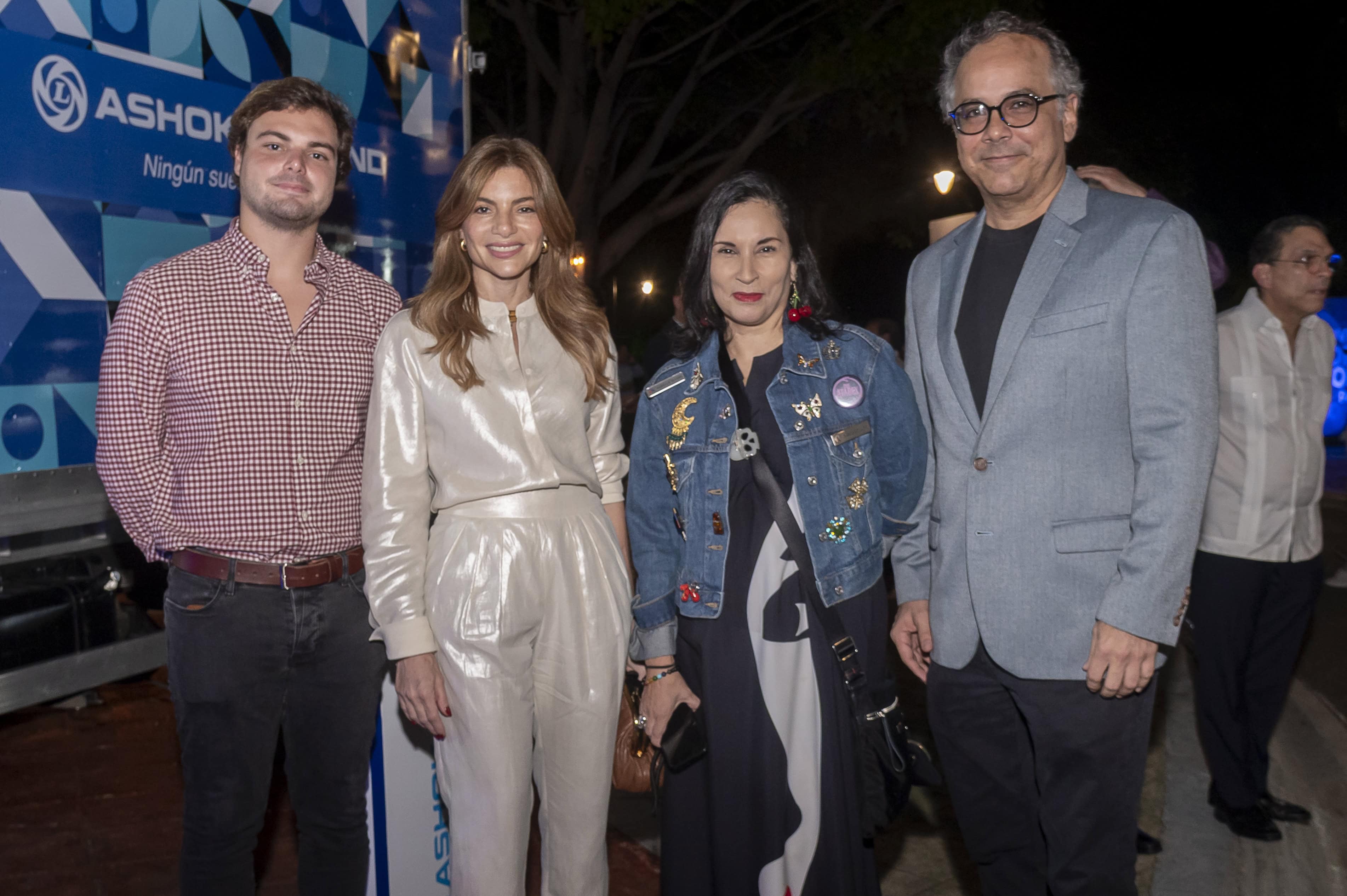 Juan Tom&aacute;s D&iacute;az Rainieri, Paola Rainieri, Marielle de Luna y Jochy Rodr&iacute;guez.