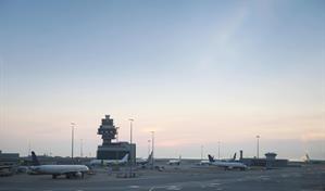 El Gobierno de Trump amenaza con medidas contra los controladores aéreos que se ausentan