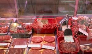 Trump ordena investigar a empacadoras de carne por manipulaci&oacute;n de precios en EE. UU.