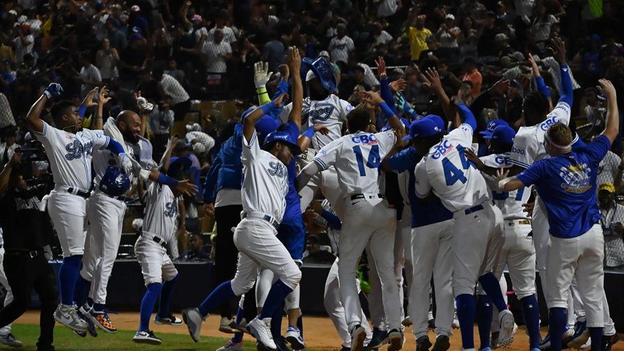 ¡Por fin, se fue la racha! Licey frena su seguidilla de derrotas con triunfo 7-1 ante Águilas
