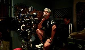 El Paseo del Cine Downtown reconoce a Peyi Guzmán por su contribución al cine dominicano